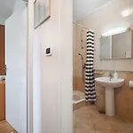 Zore Apartment *
