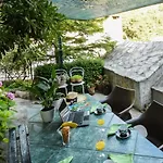 Zore Apartment Krvavica