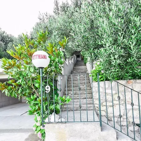 Zore Apartment